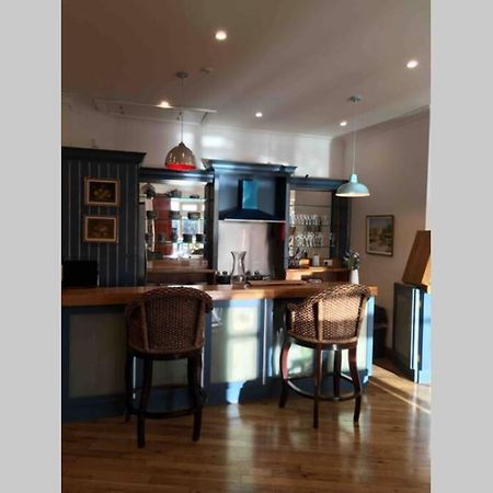 The Loft @ Clifden Bay Apartments Esterno foto